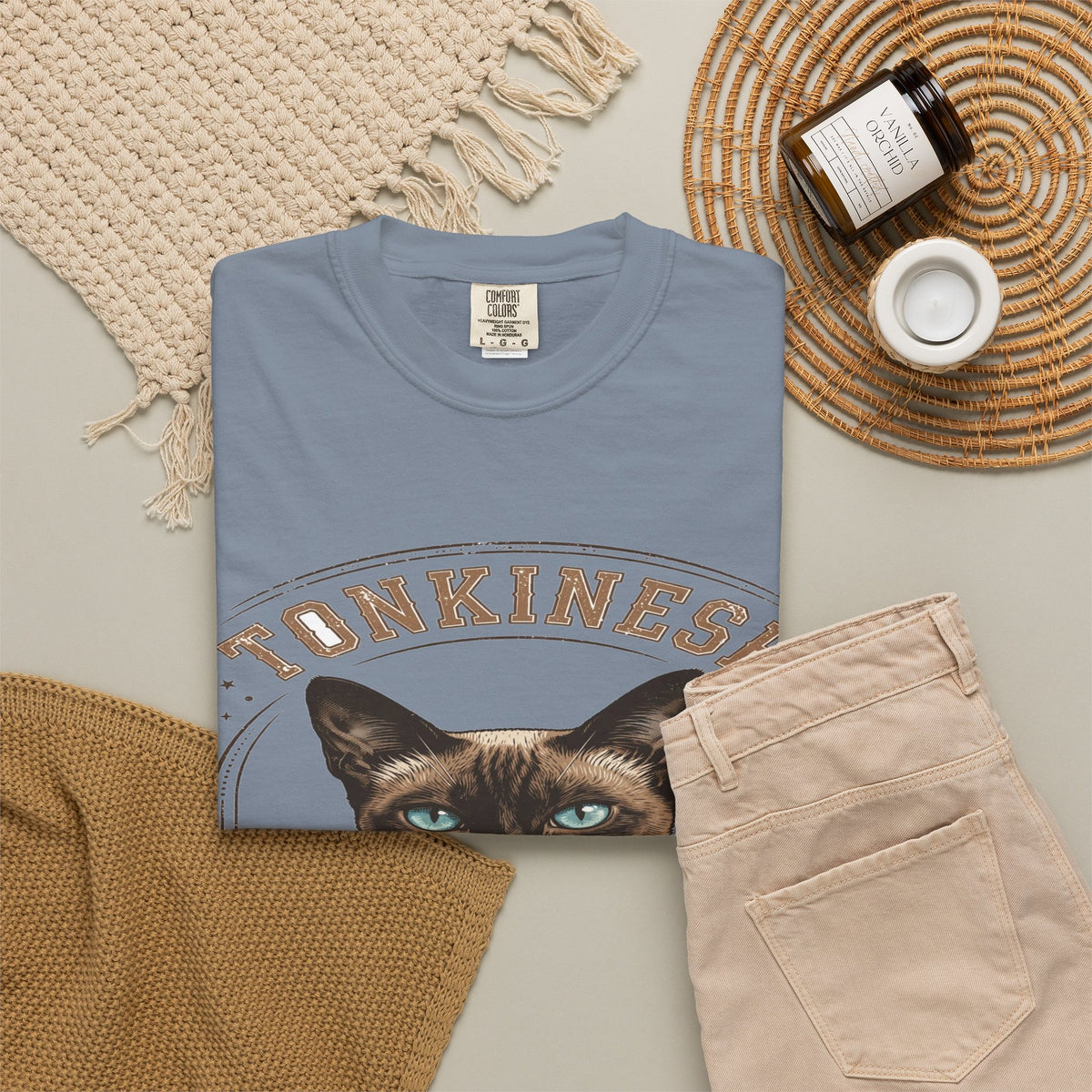 'Aqua Eyes' Tonkinese Cat T-Shirt — alternate view
