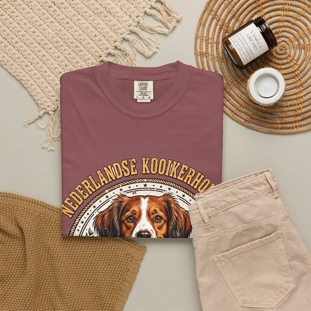 'Earring Game Strong' Nederlandse Kooikerhondje T-Shirt — alternate view