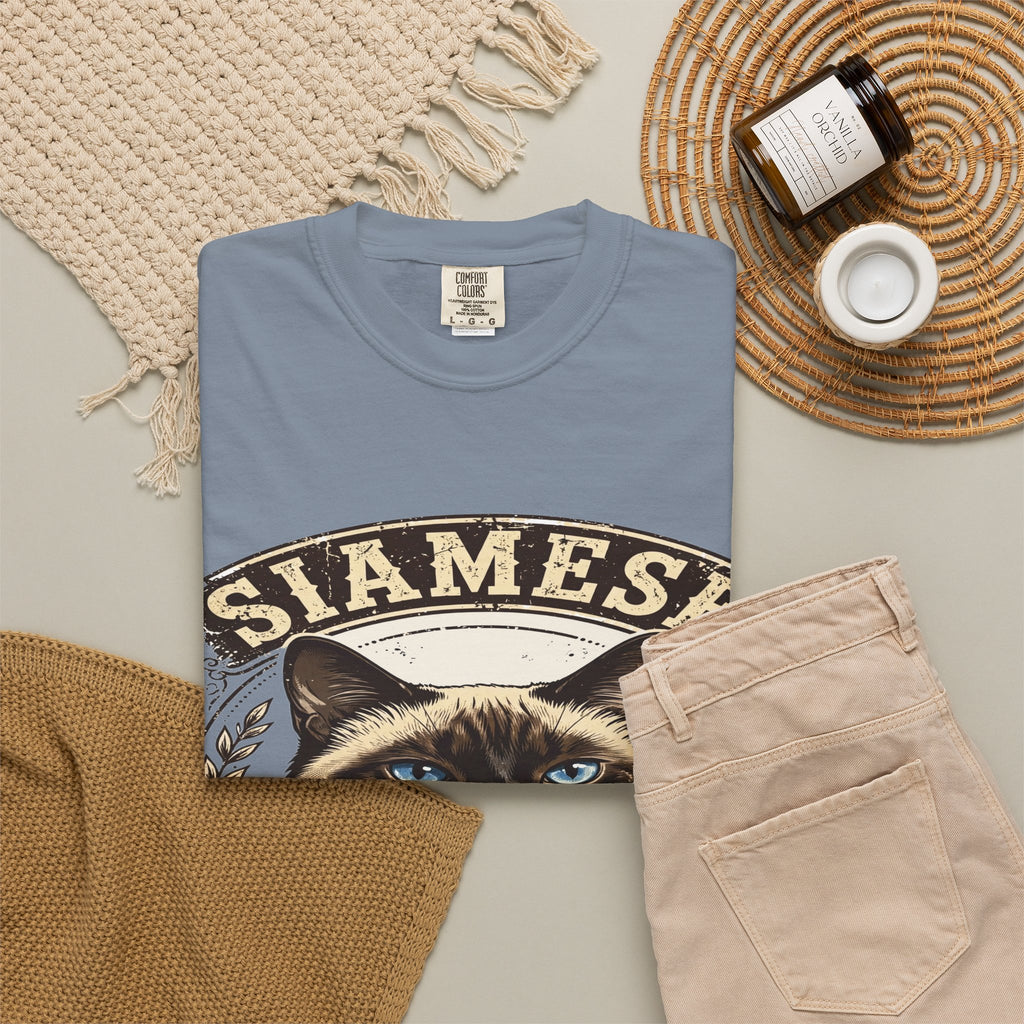 'Blue-Eyed Chatterbox' Siamese Cat T-Shirt — alternate view
