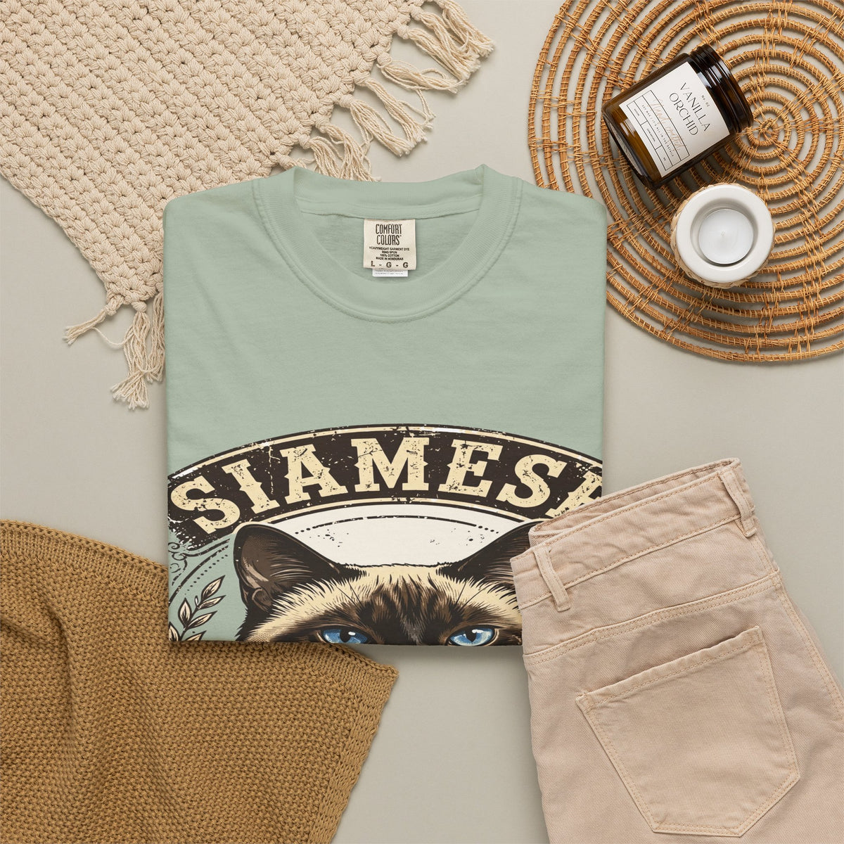 'Blue-Eyed Chatterbox' Siamese Cat T-Shirt — alternate view