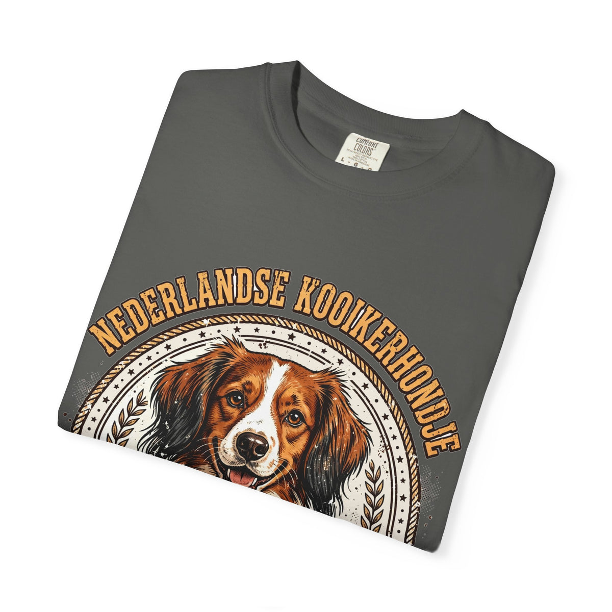 'Earring Game Strong' Nederlandse Kooikerhondje T-Shirt — alternate view