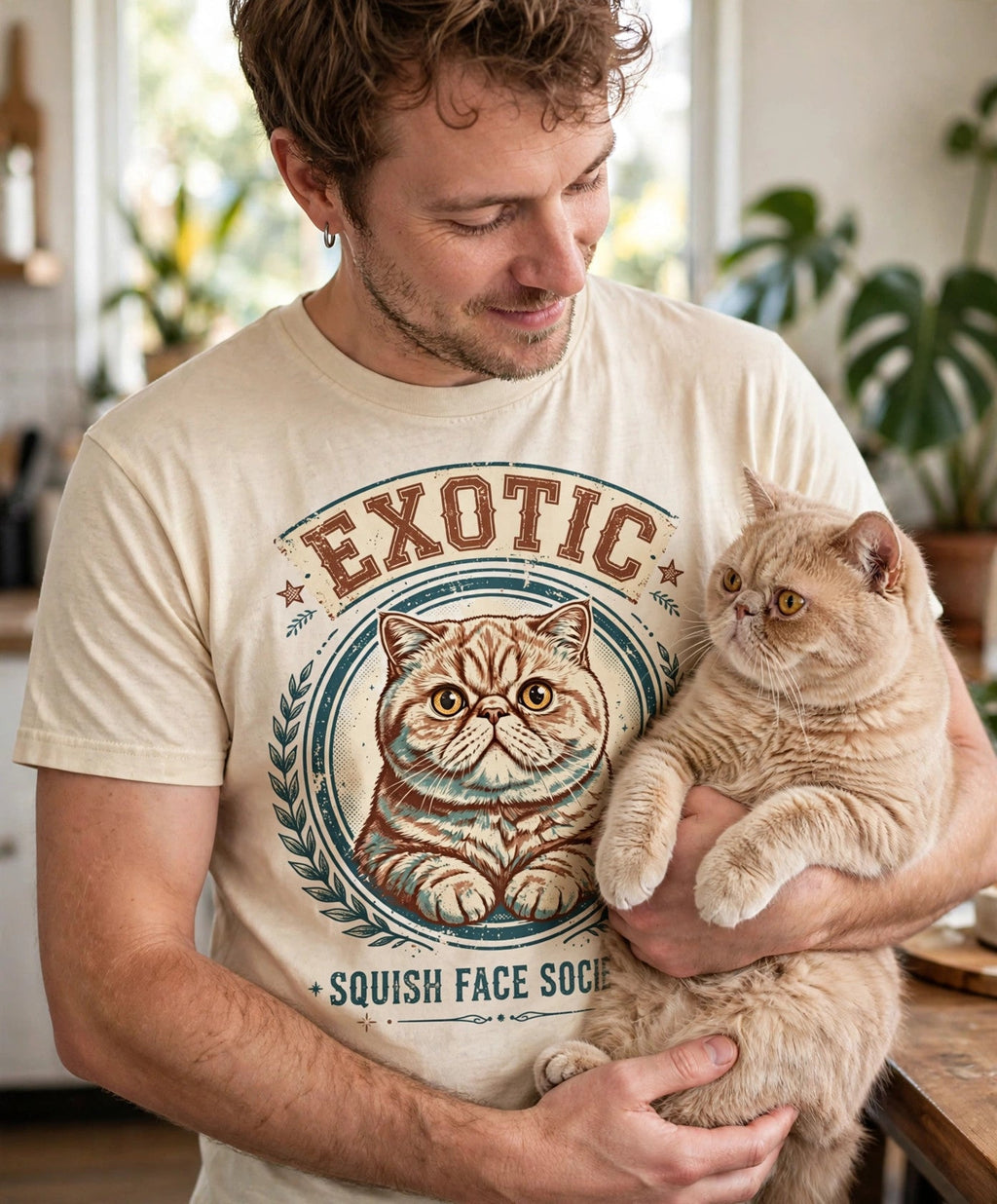 'Squish Face Society' Exotic Shorthair T-Shirt — alternate view